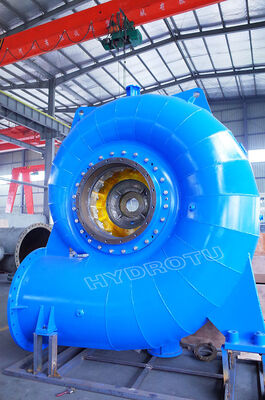 Shaft Francis Turbine Runner Pembangkit Listrik Tenaga Air Kepala Air 30m-300m Komponen Pembangkit