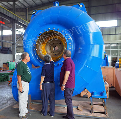 Shaft Francis Turbine Runner Pembangkit Listrik Tenaga Air Kepala Air 30m-300m Komponen Pembangkit